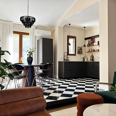 Modern Sea View Villa- Private Garden&beach Access *