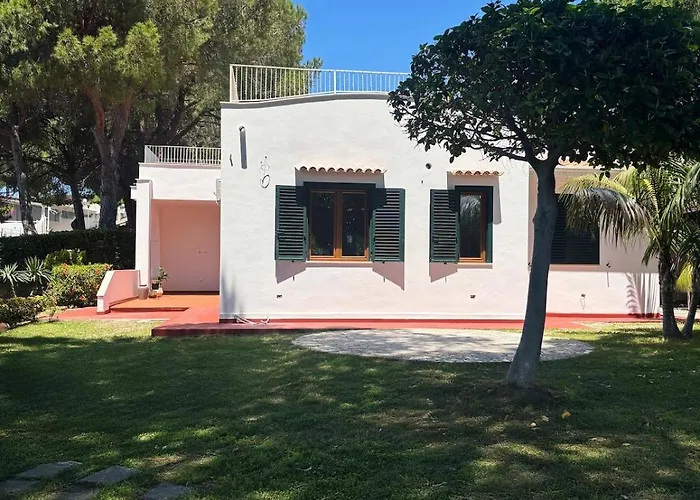 Modern Sea View Villa- Private Garden&beach Access Villa Scalea